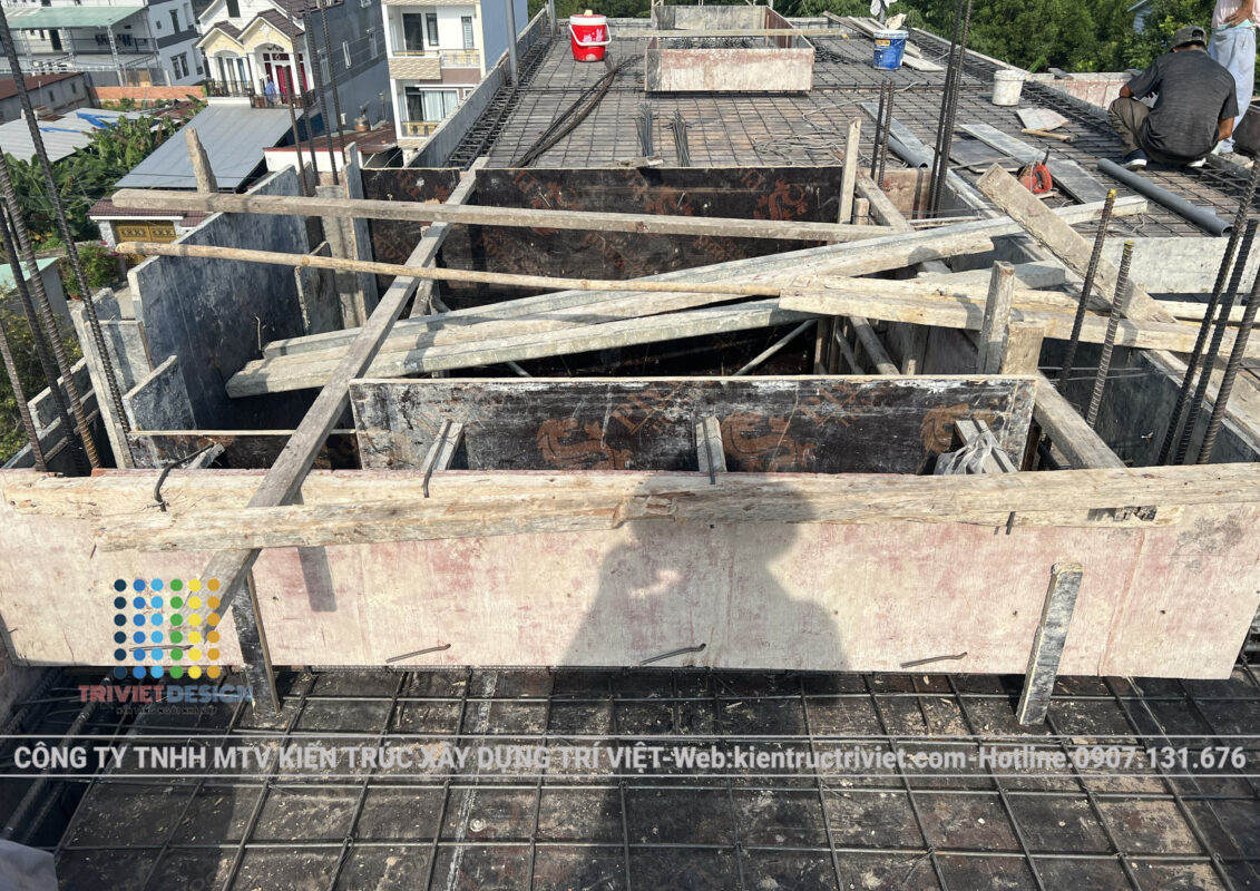 biệt thự hai tầng mái thái đẹp