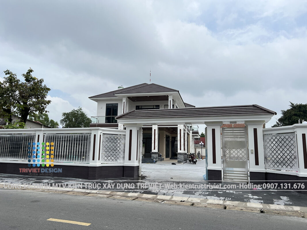 mẫu biệt thự nhà vườn đẹp có bể bơi