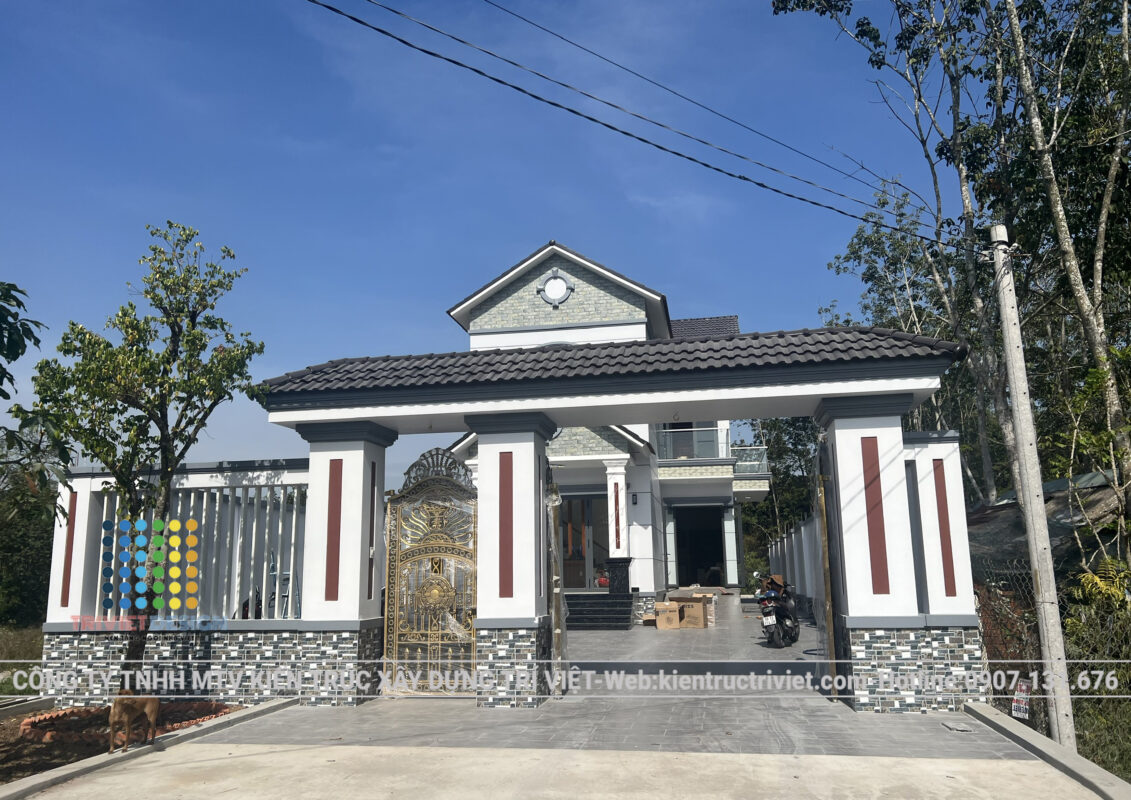 nhà biệt thự mái thái