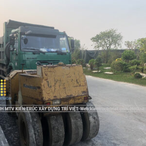 xe thảm nhựa đường