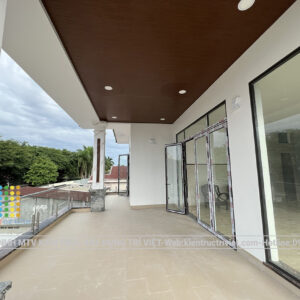 biệt thự có sân vườn và hồ bơi đẹp