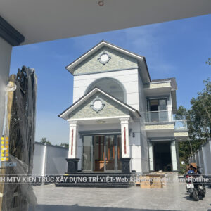 mẫu biệt thự mái thái hiện đại